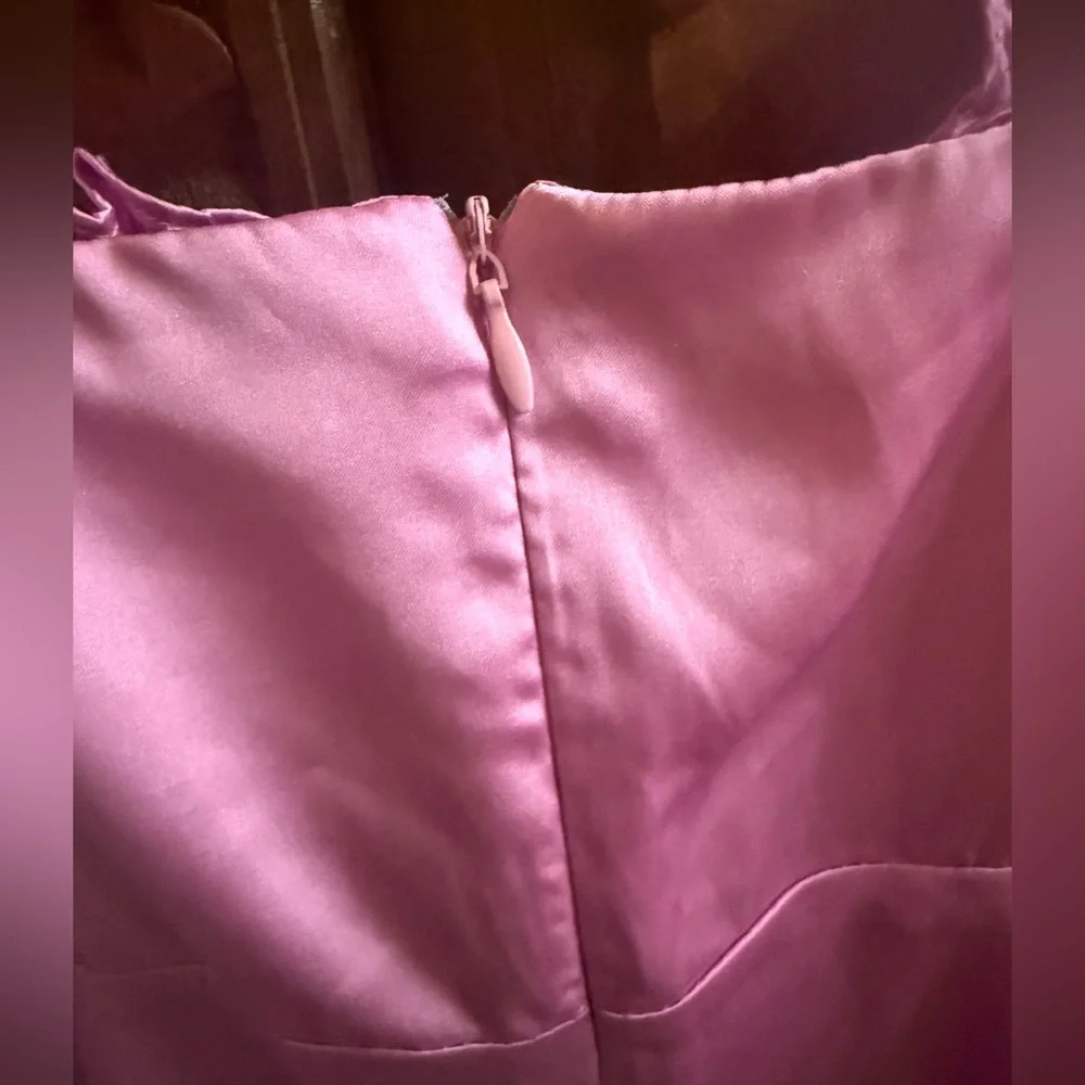 NWT ASTR ELLISON SATIN SWEETHEART MINI DRESS, ORCHID, MEDIUM - Picture 13 of 16